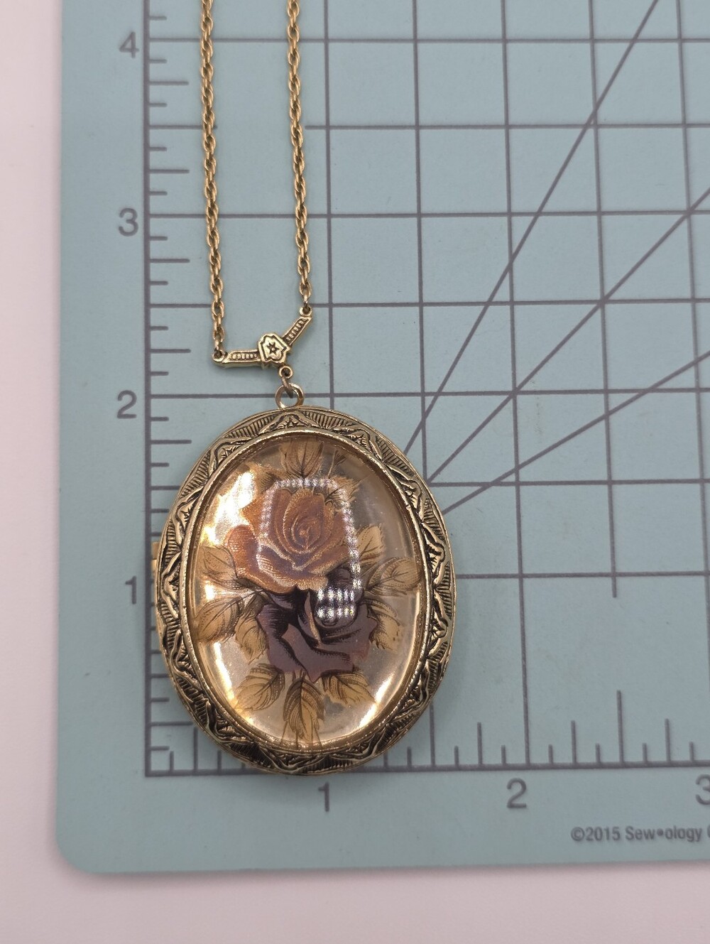 1928 Floral Locket Gold Tone Long Chain - Picture 7 of 11